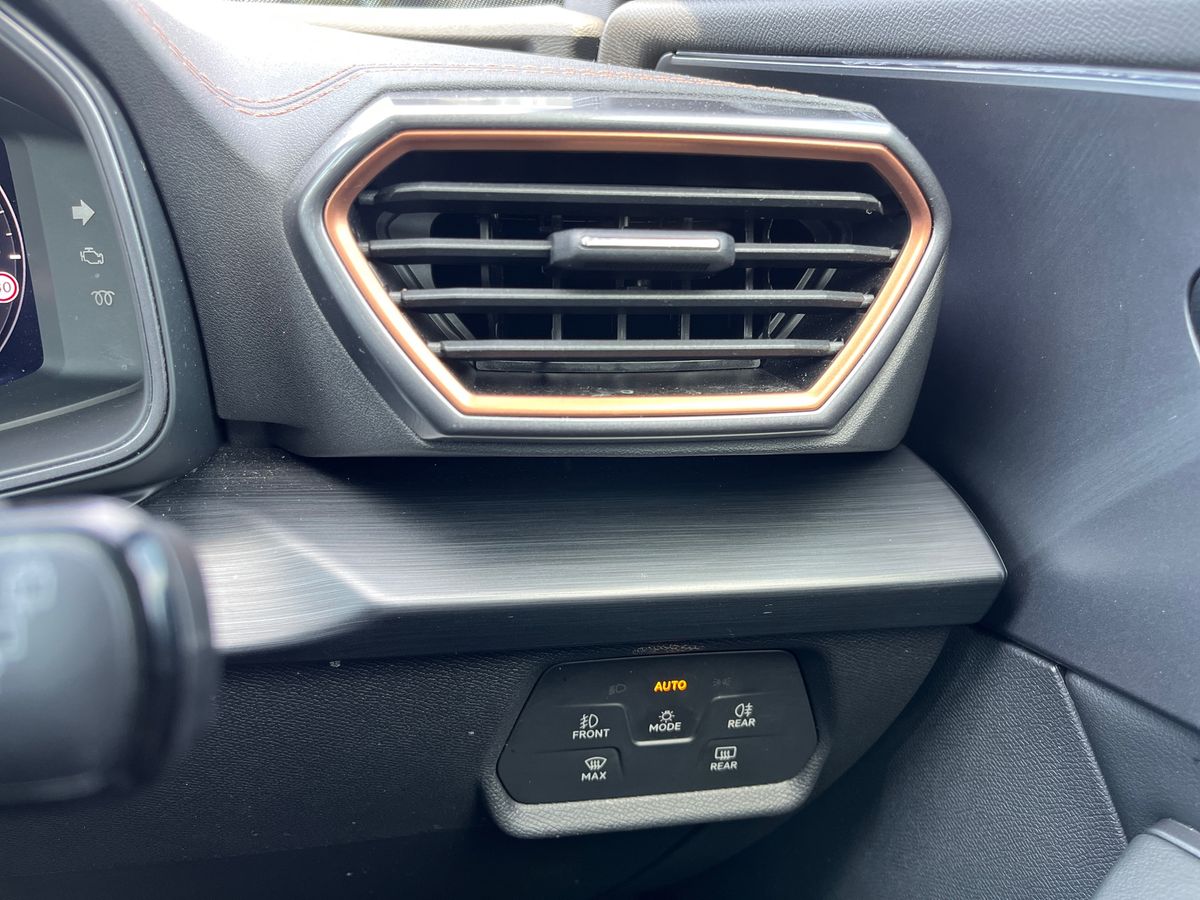 Vehicle 33