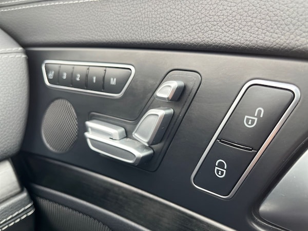Used Mercedes-Benz SL 2013 for sale - 76163888: Photo 31