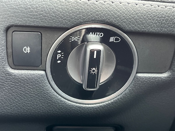 Used Mercedes-Benz SL 2013 for sale - 76163888: Photo 34