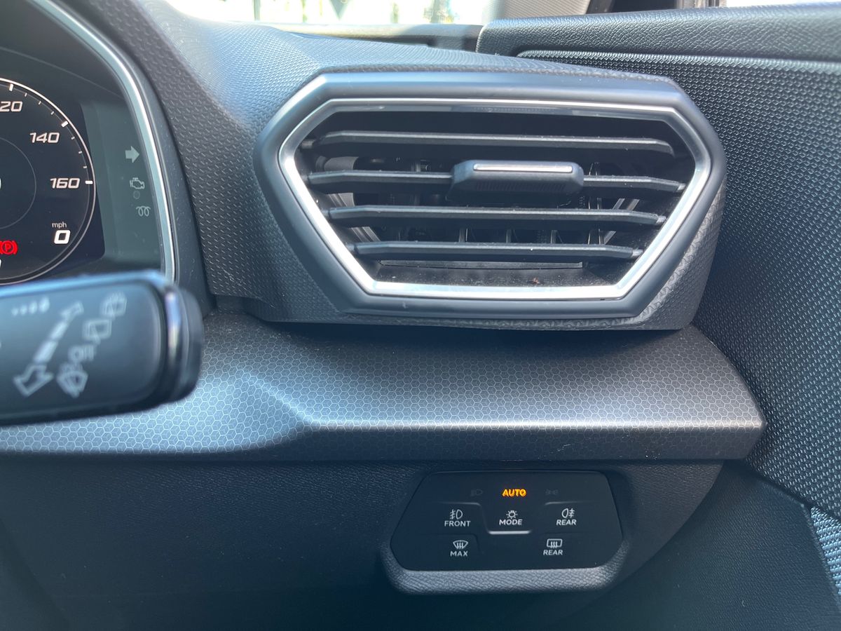 Used SEAT Leon 2021 for sale - 75924592: Photo 32