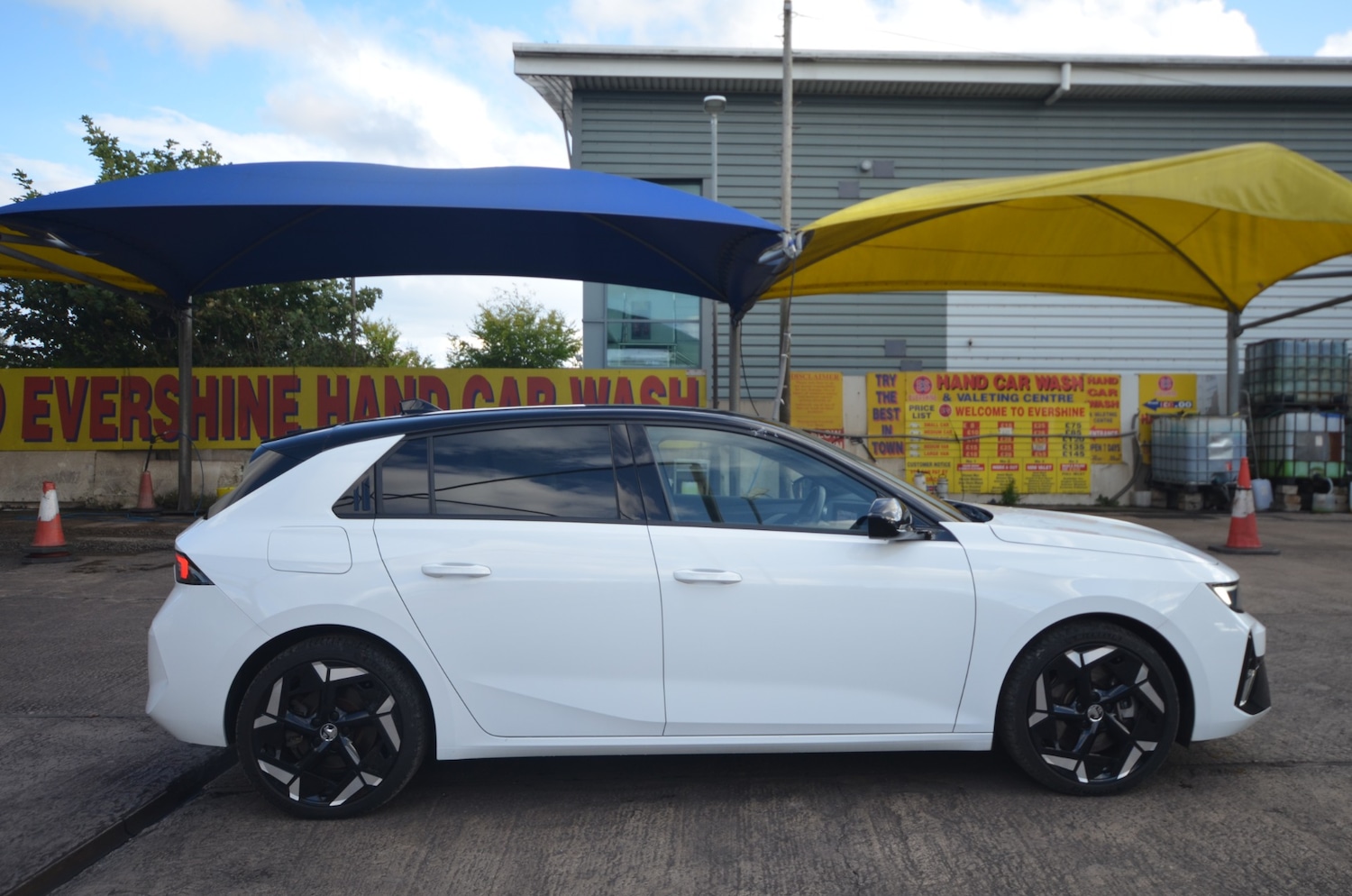 Used Vauxhall Astra 2023 for sale - 76330191: Photo 8