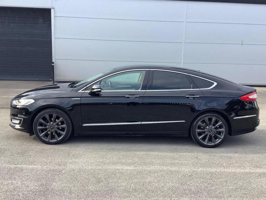 Used Ford Mondeo 2018 for sale - 76340369: Photo 2