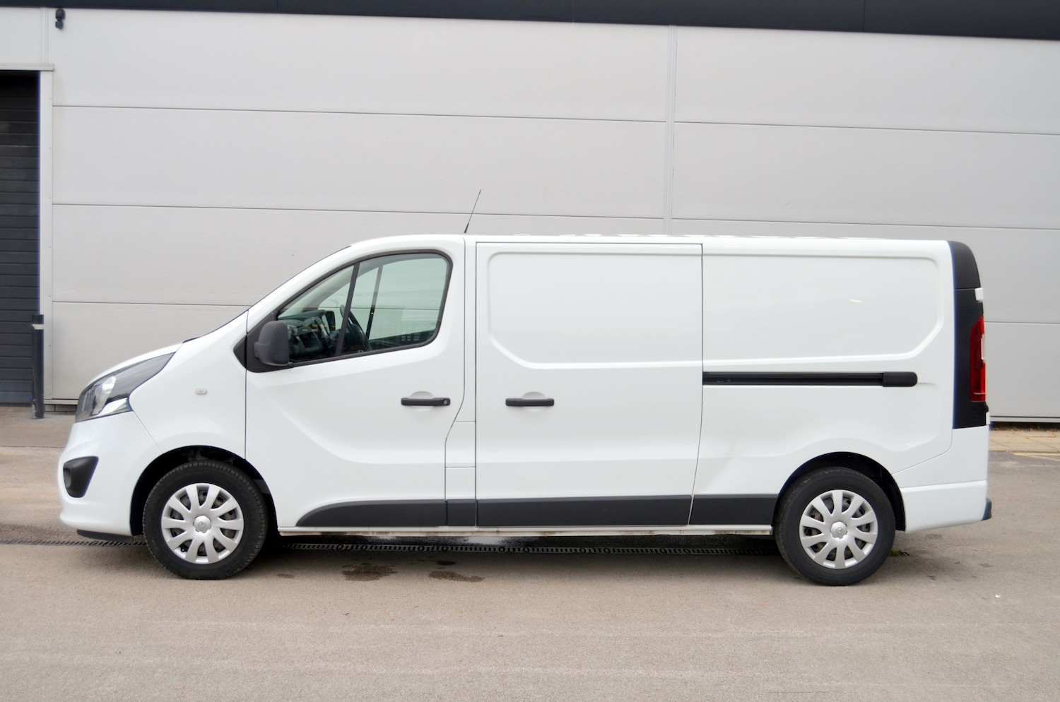Used Vauxhall Vivaro 2019 for sale - 76340217: Photo 4