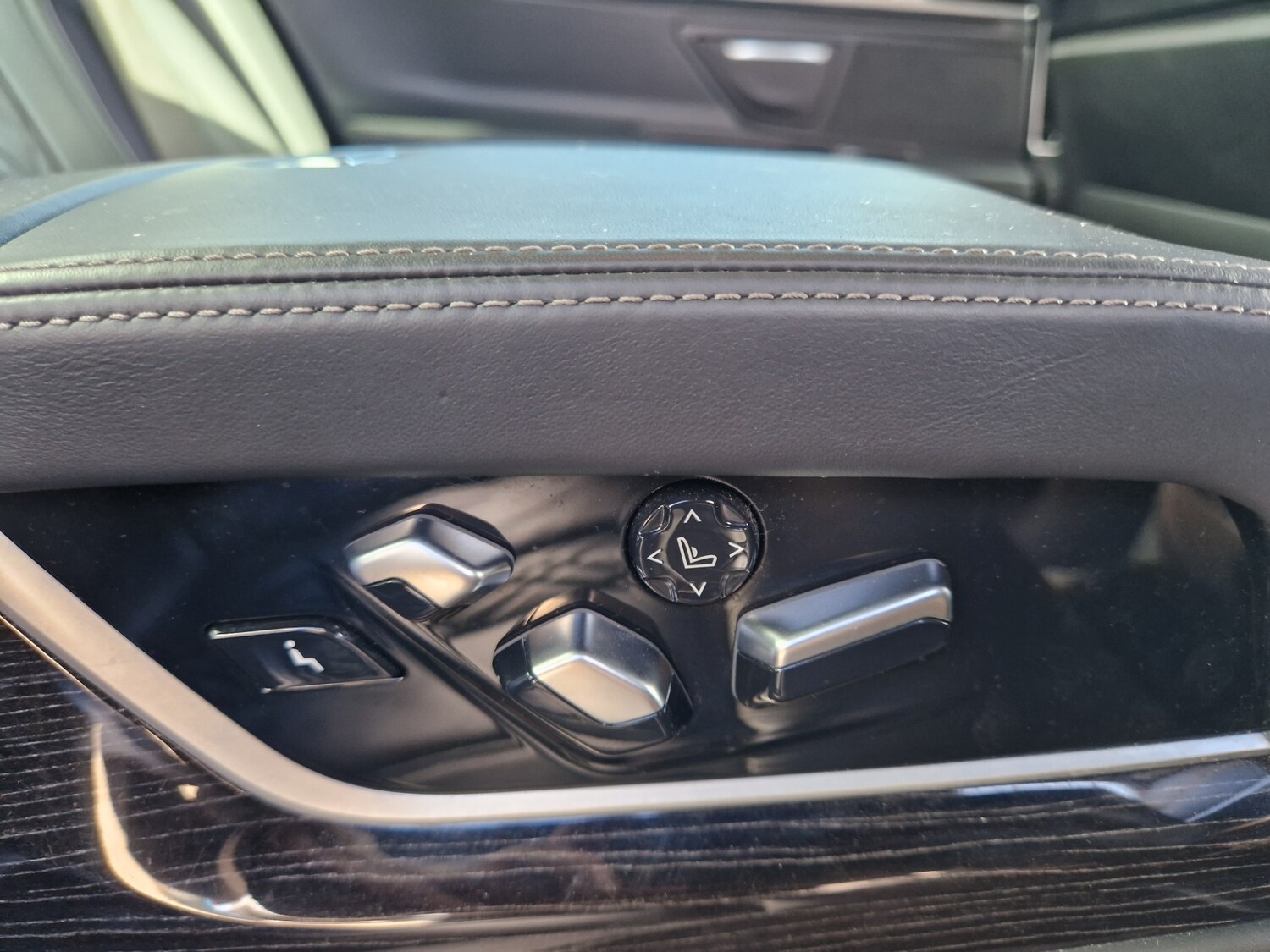 Used BMW 7 Series 2017 for sale - 78224102: Photo 21