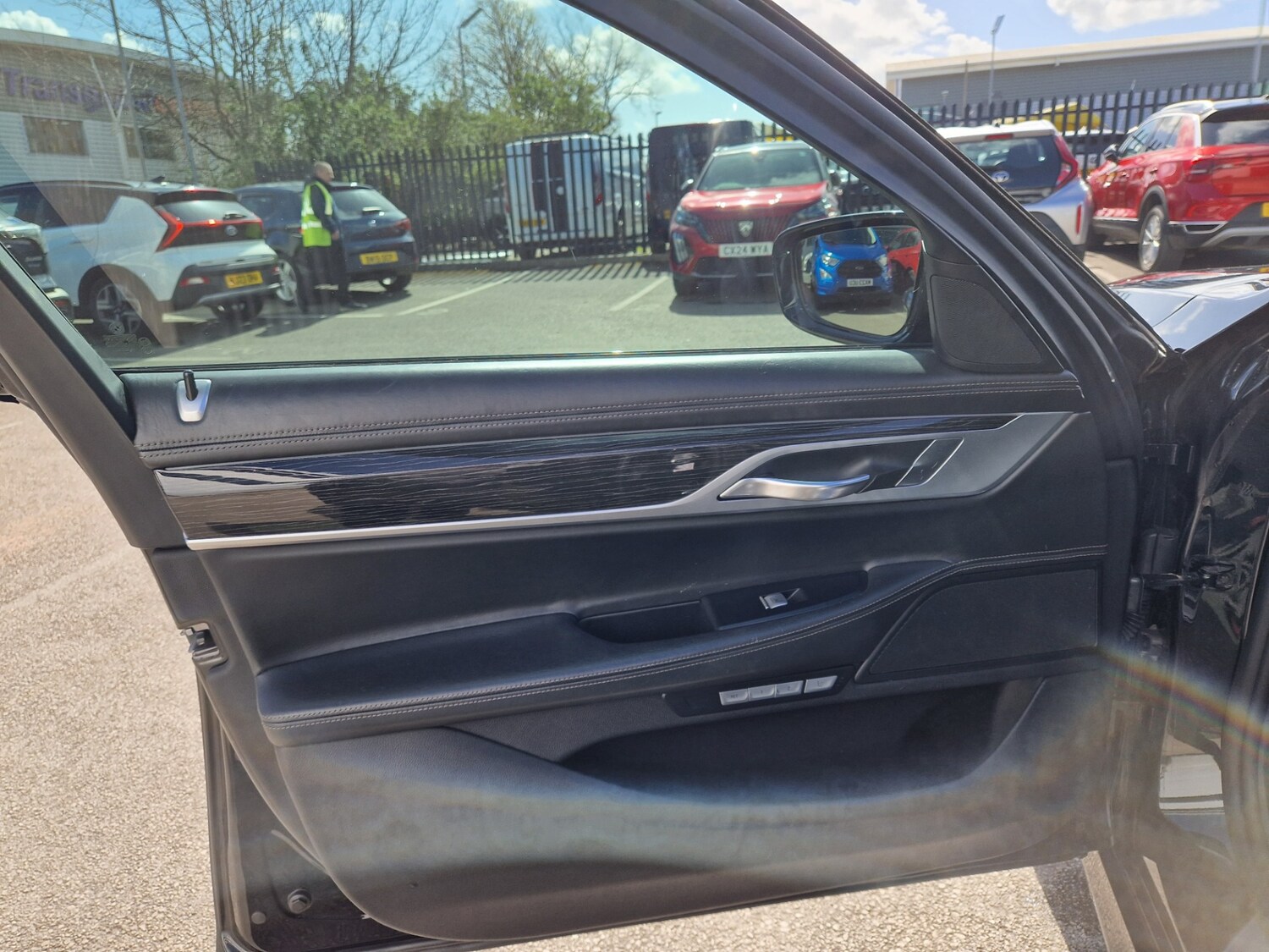 Used BMW 7 Series 2017 for sale - 78224102: Photo 28