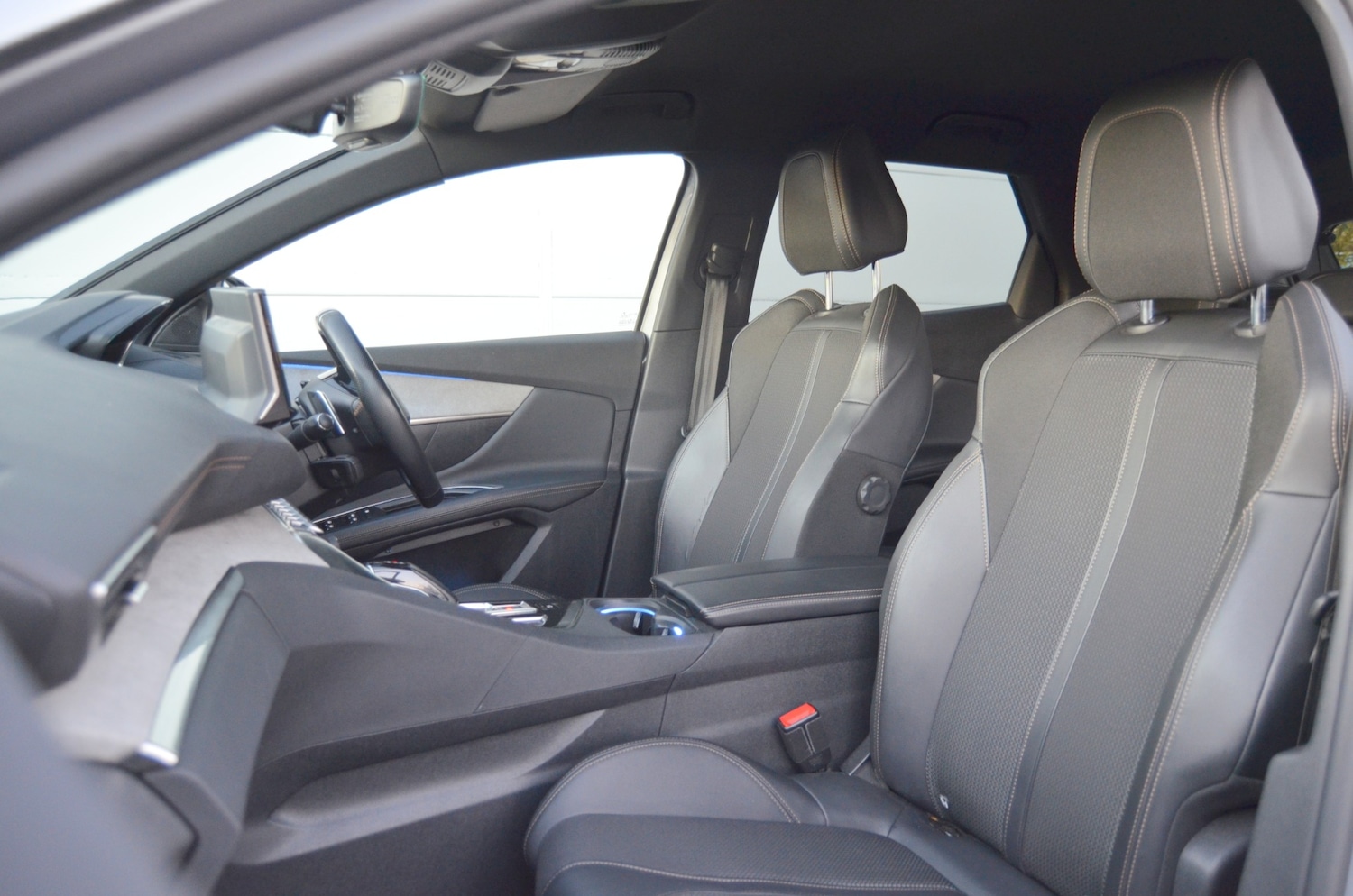 Used Peugeot 3008 2022 for sale - 76613438: Photo 28