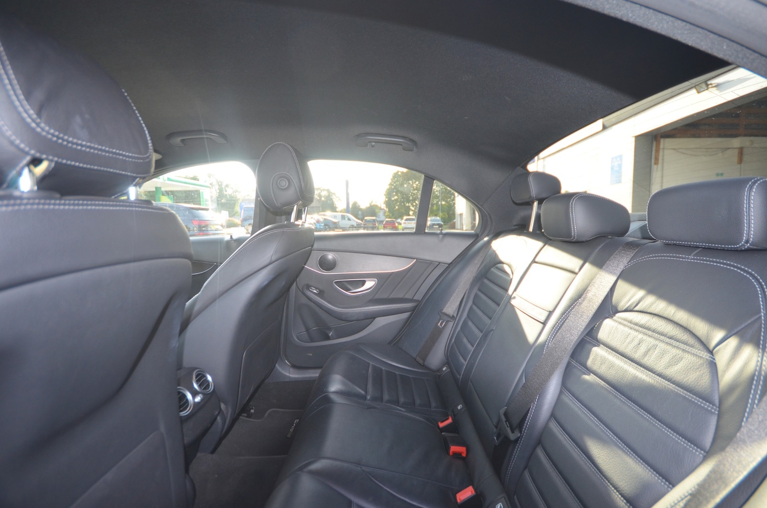 Used Mercedes-Benz C Class 2020 for sale - 76340383: Photo 16