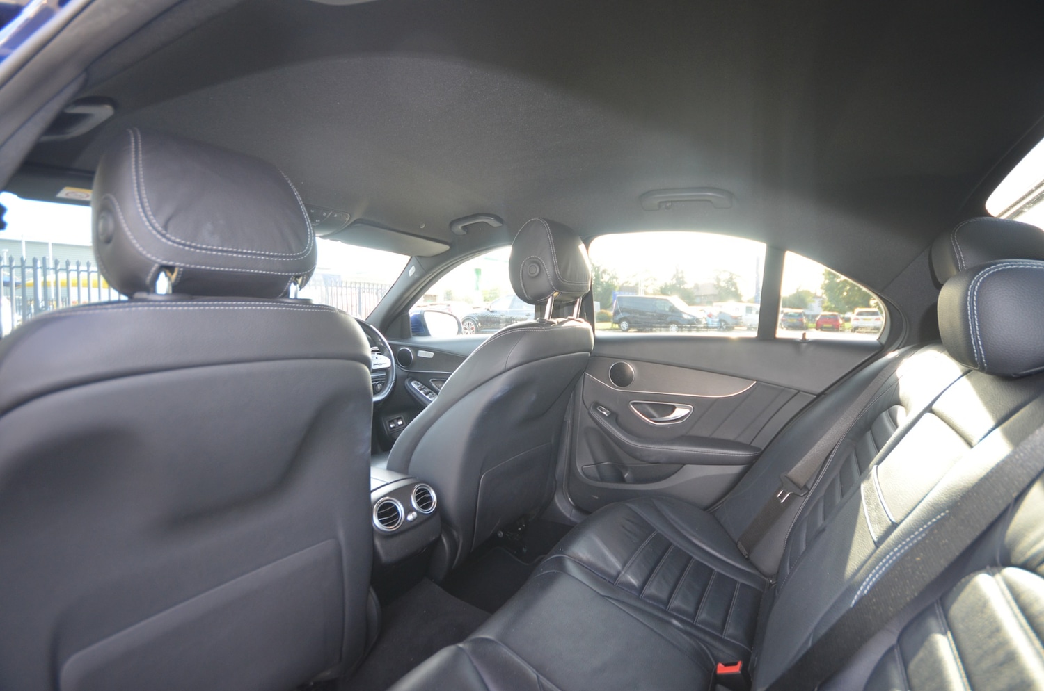 Used Mercedes-Benz C Class 2020 for sale - 76340383: Photo 17