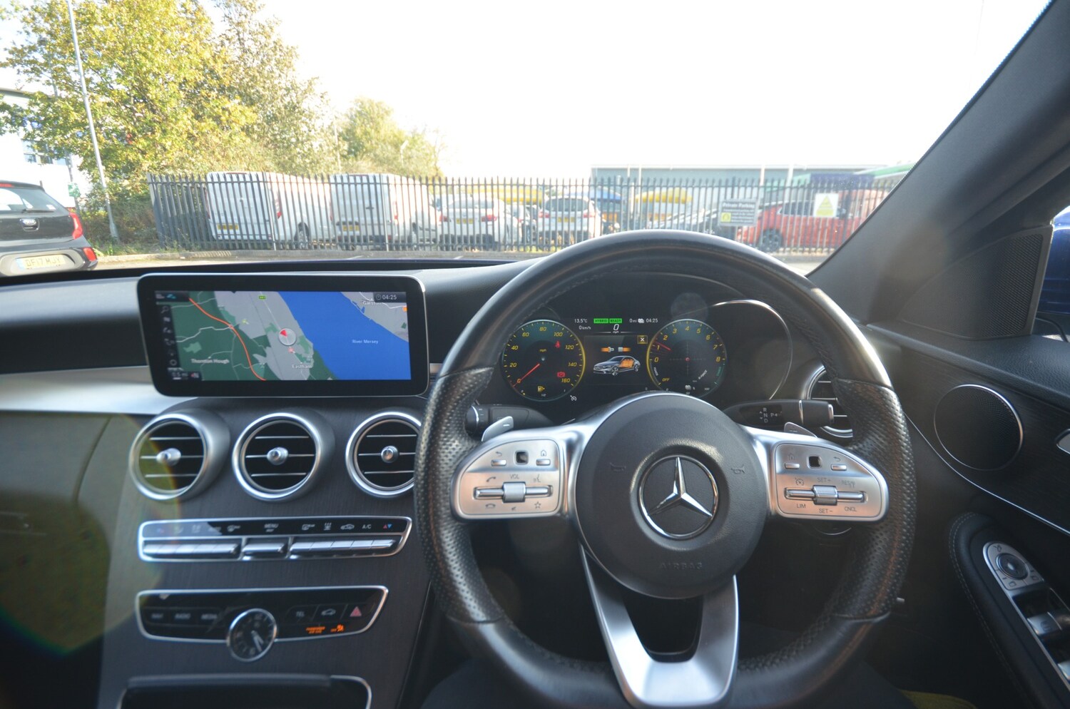 Used Mercedes-Benz C Class 2020 for sale - 76340383: Photo 22