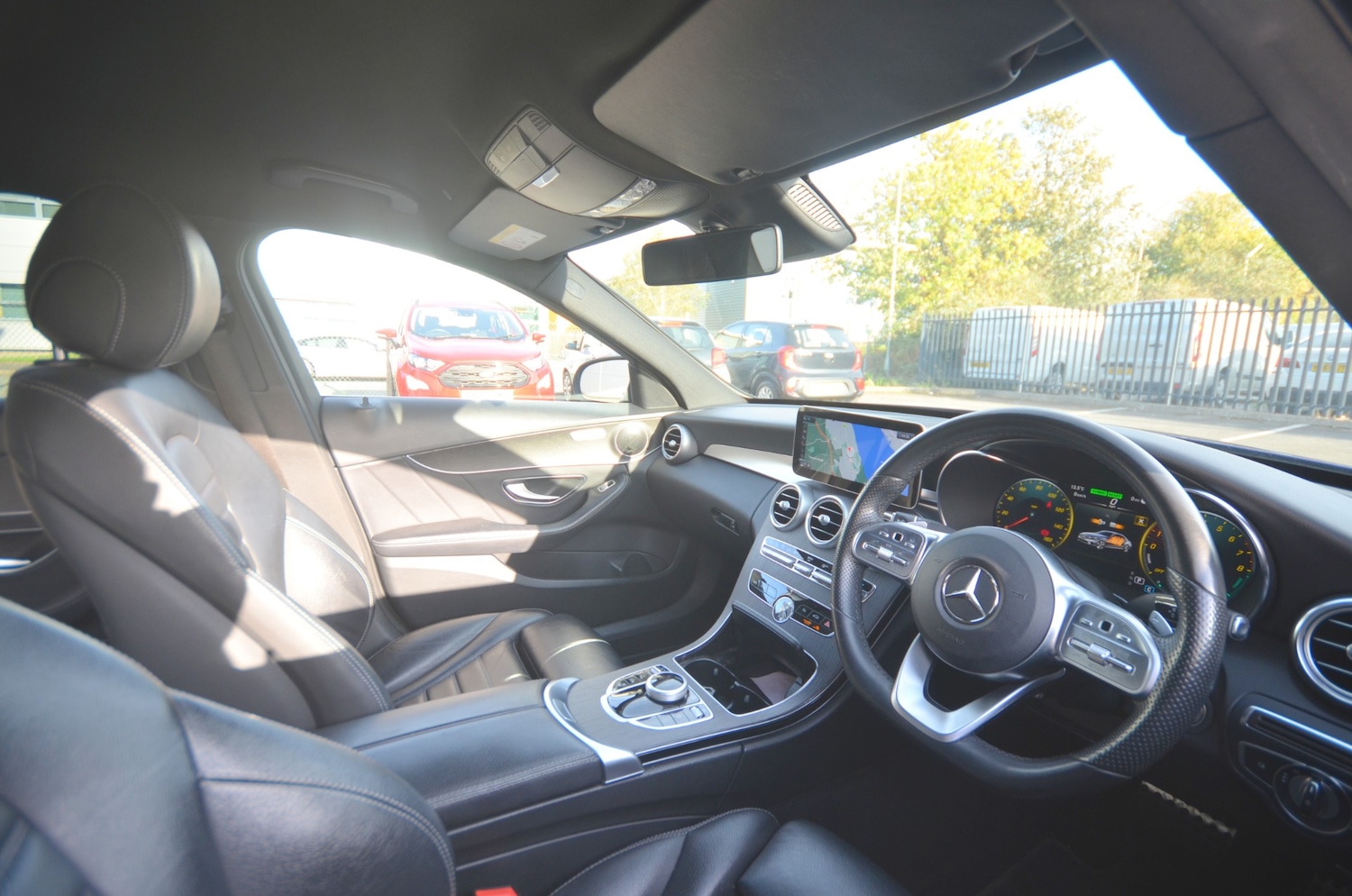 Used Mercedes-Benz C Class 2020 for sale - 76340383: Photo 23