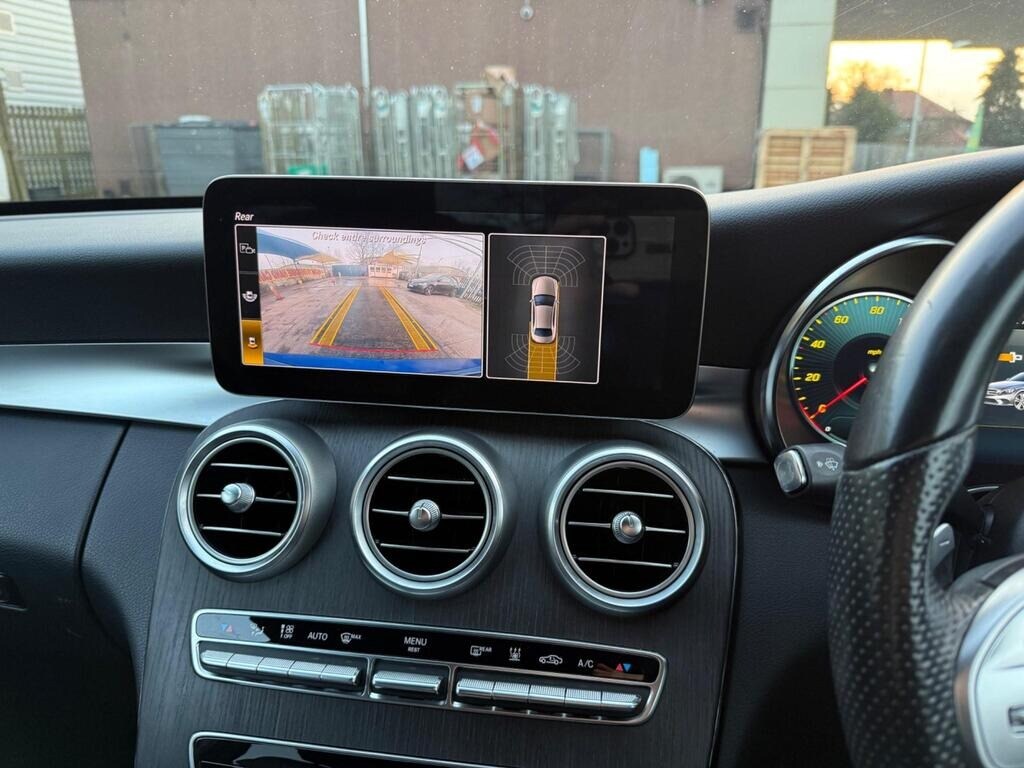 Used Mercedes-Benz C Class 2020 for sale - 76340383: Photo 24