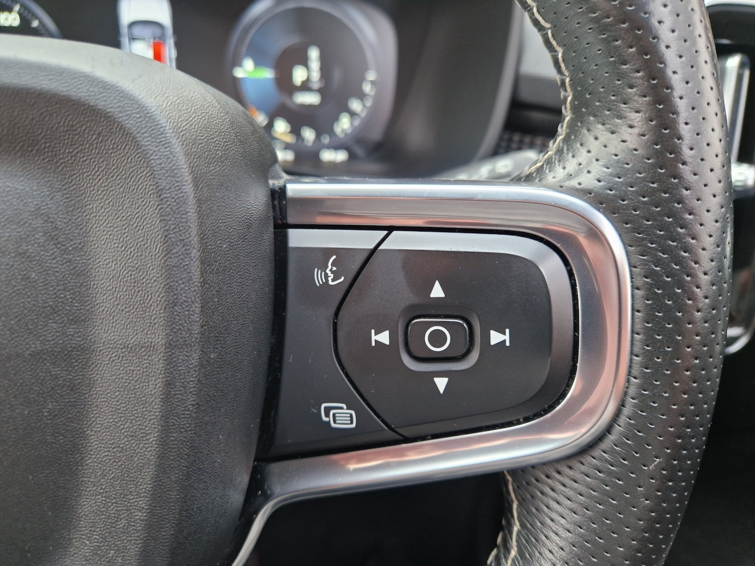 Used Volvo XC40 2021 for sale - 77492294: Photo 17