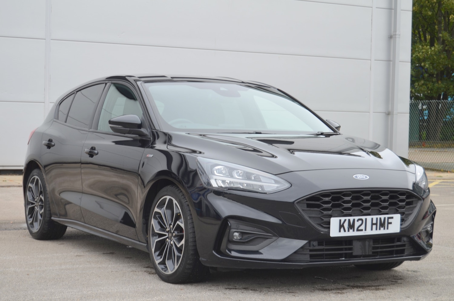 Used Ford Focus 2021 for sale - 76330296: Photo 2