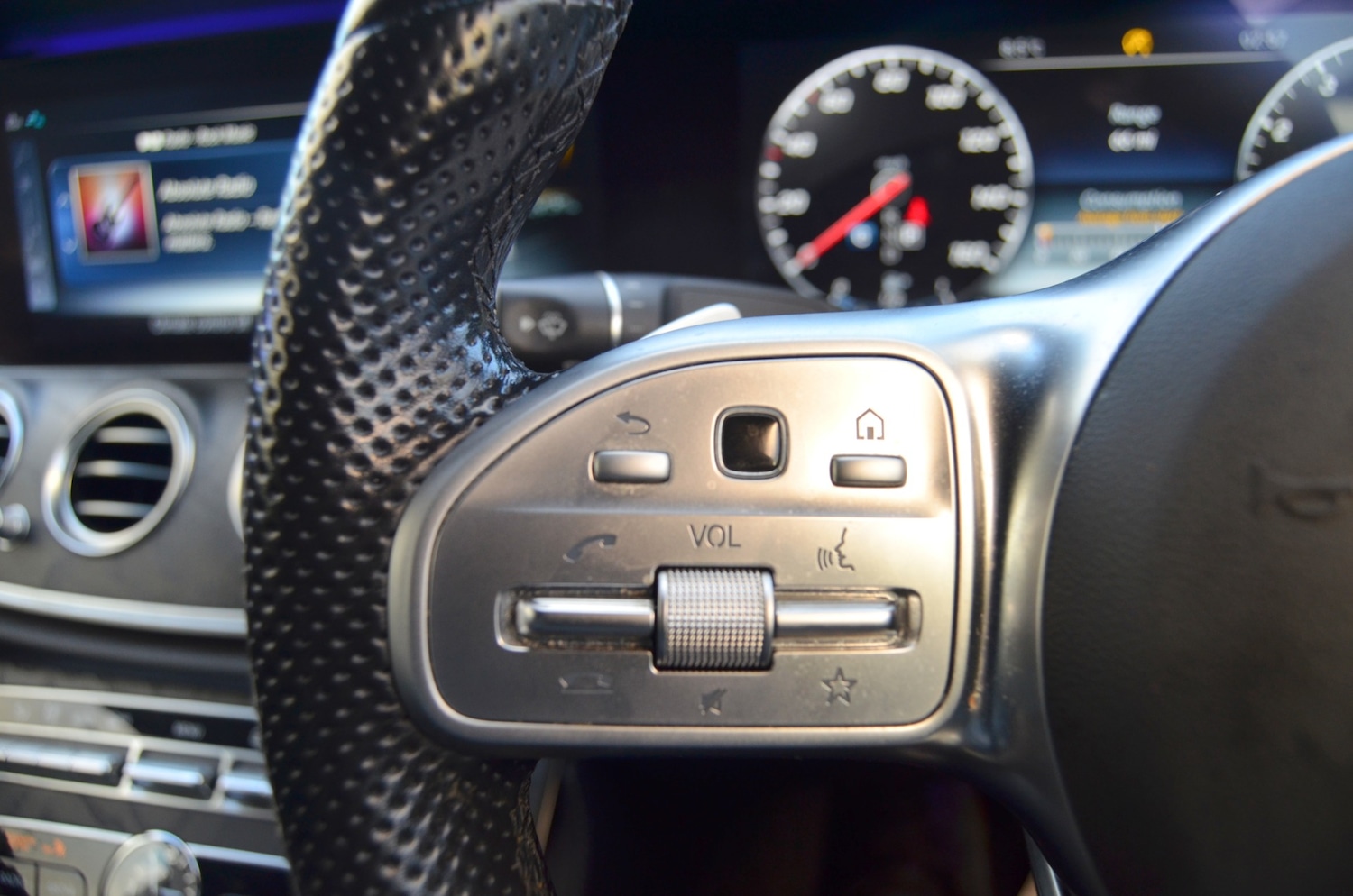 Used Mercedes-Benz E Class 2020 for sale - 76959904: Photo 33