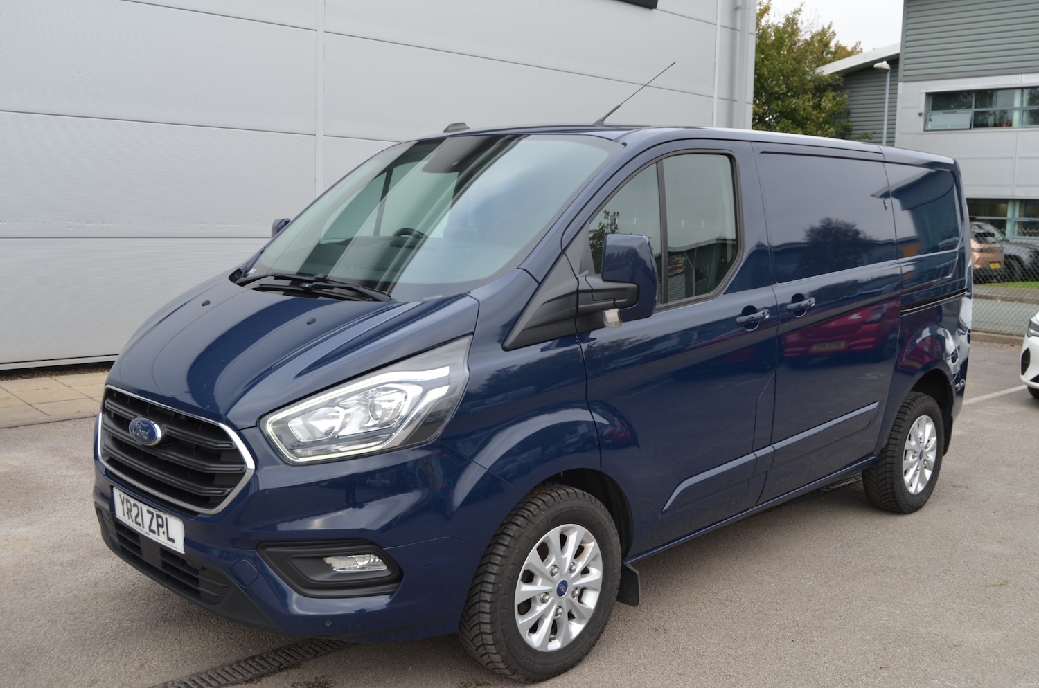 Used Ford Transit Custom 2021 for sale - 76340822: Photo 3