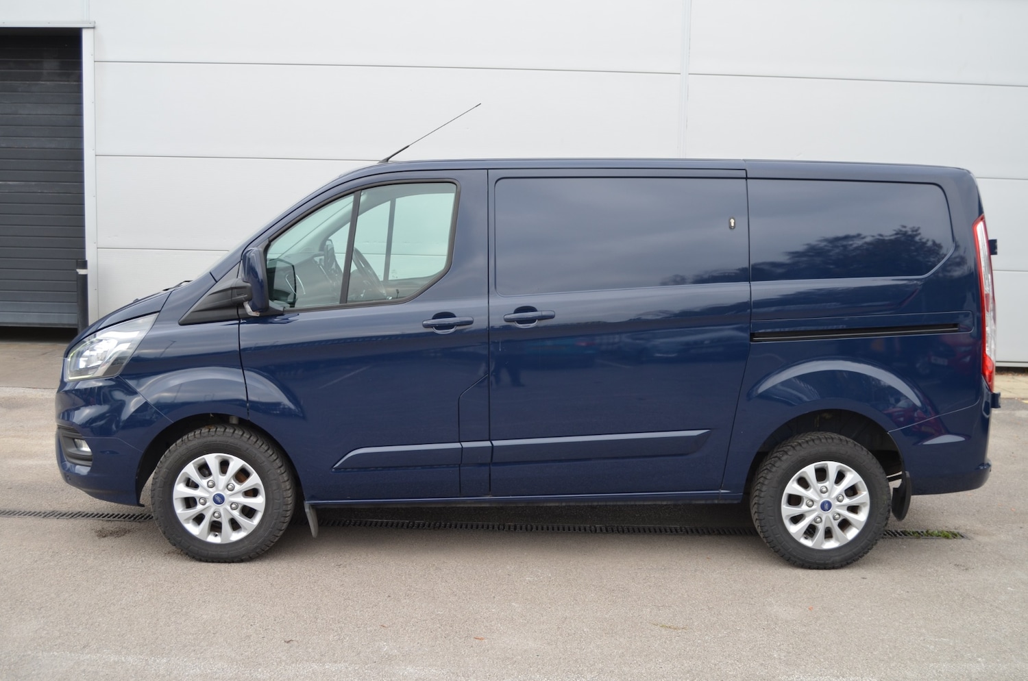Used Ford Transit Custom 2021 for sale - 76340822: Photo 4