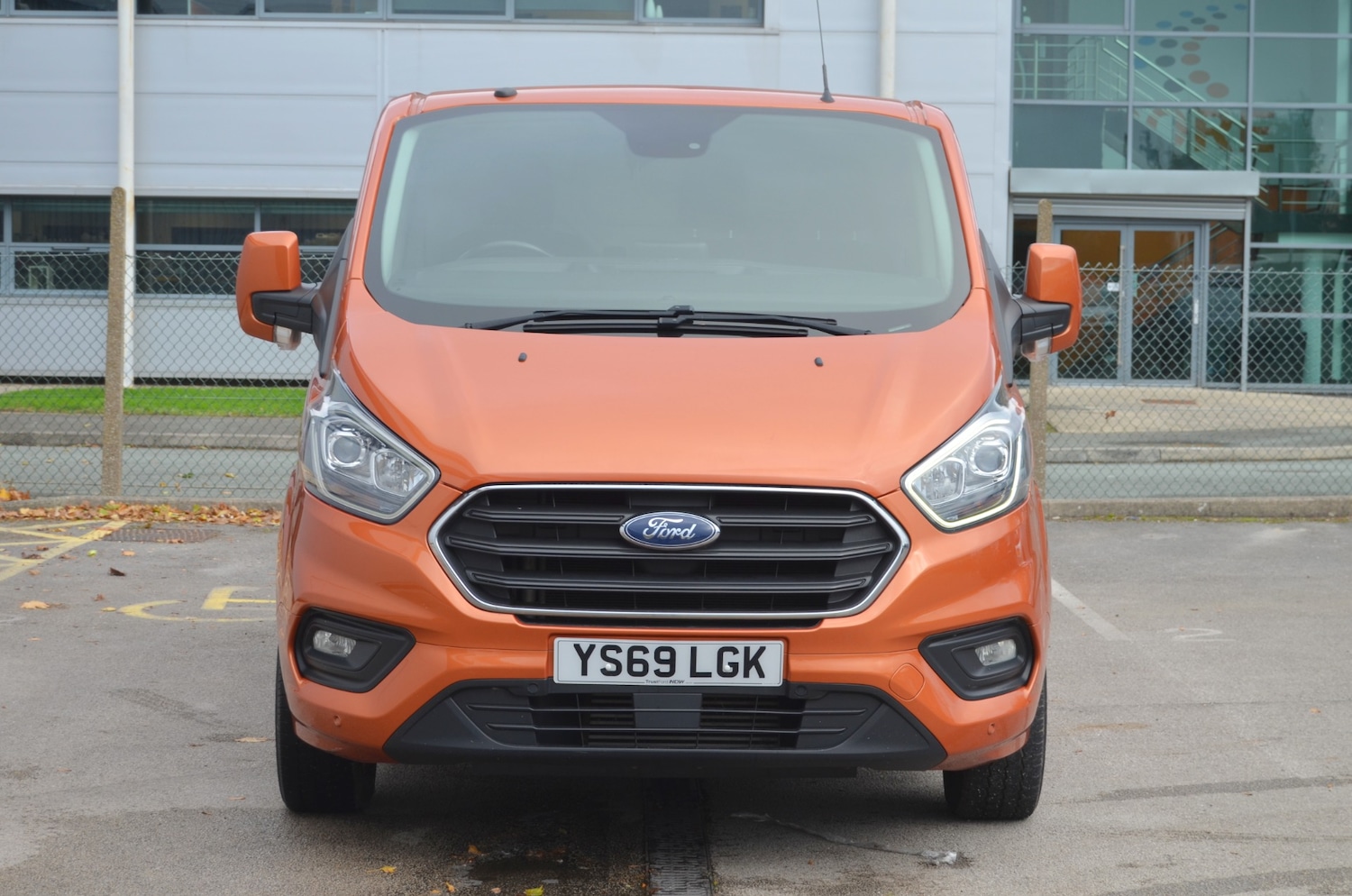 Used Ford Transit Custom 2019 for sale - 76343032: Photo 2