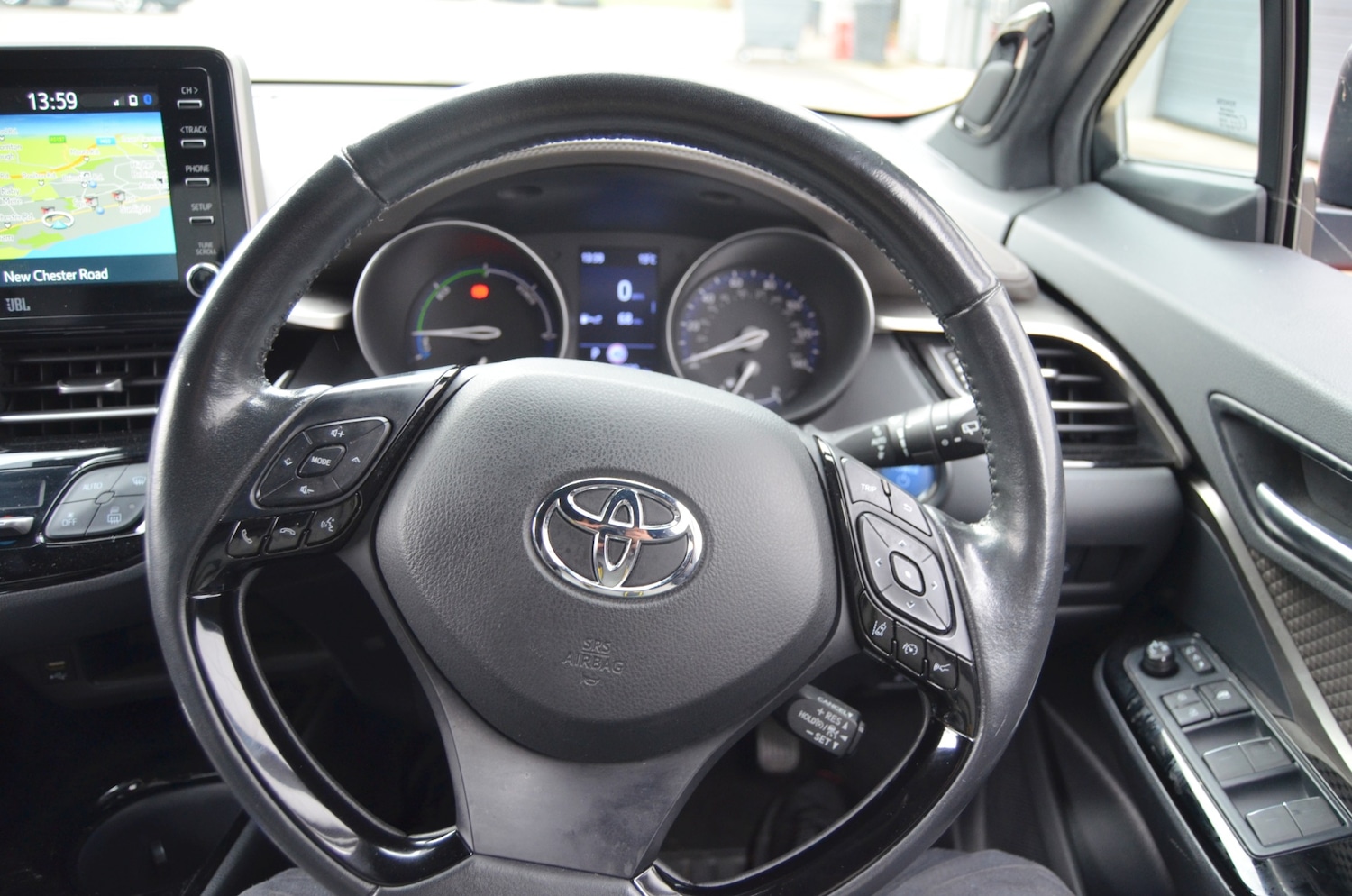 Used Toyota C-HR 2020 for sale - 76343027: Photo 17