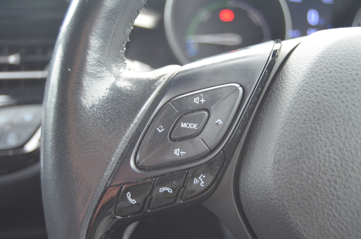 Used Toyota C-HR 2020 for sale - 76343027: Photo 23