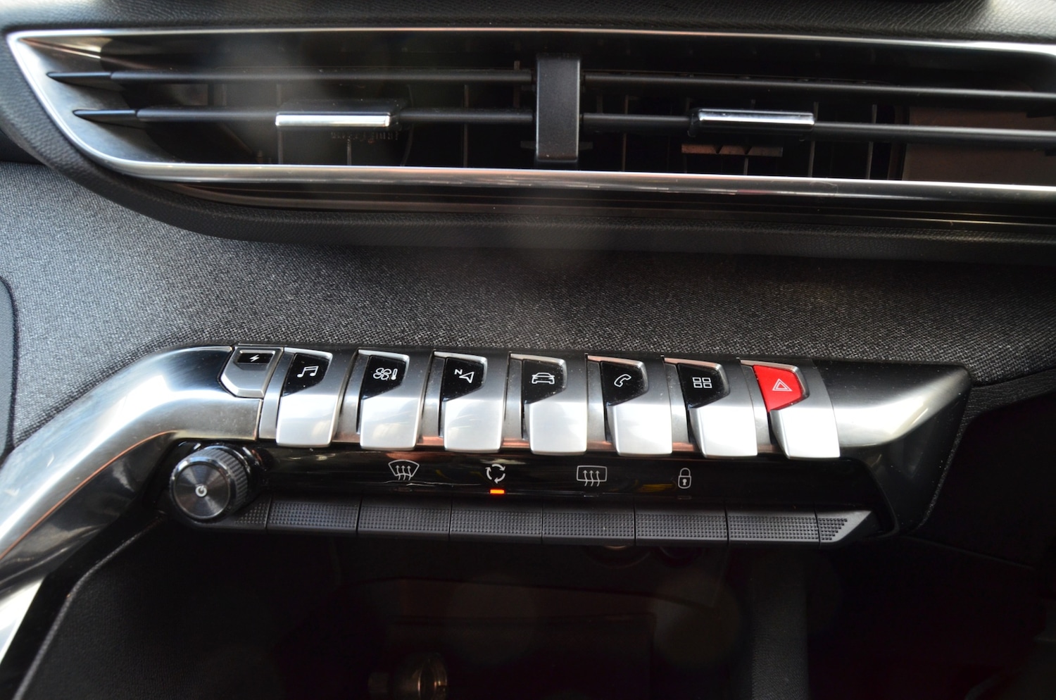 Used Peugeot 3008 2021 for sale - 76391691: Photo 24