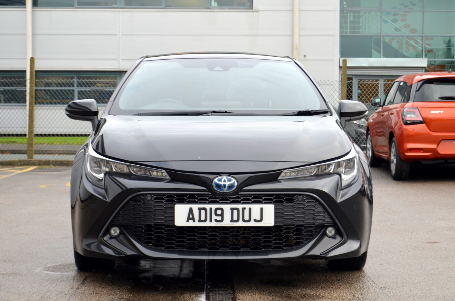Used Toyota Corolla 2019 for sale - 76599479: Photo 2