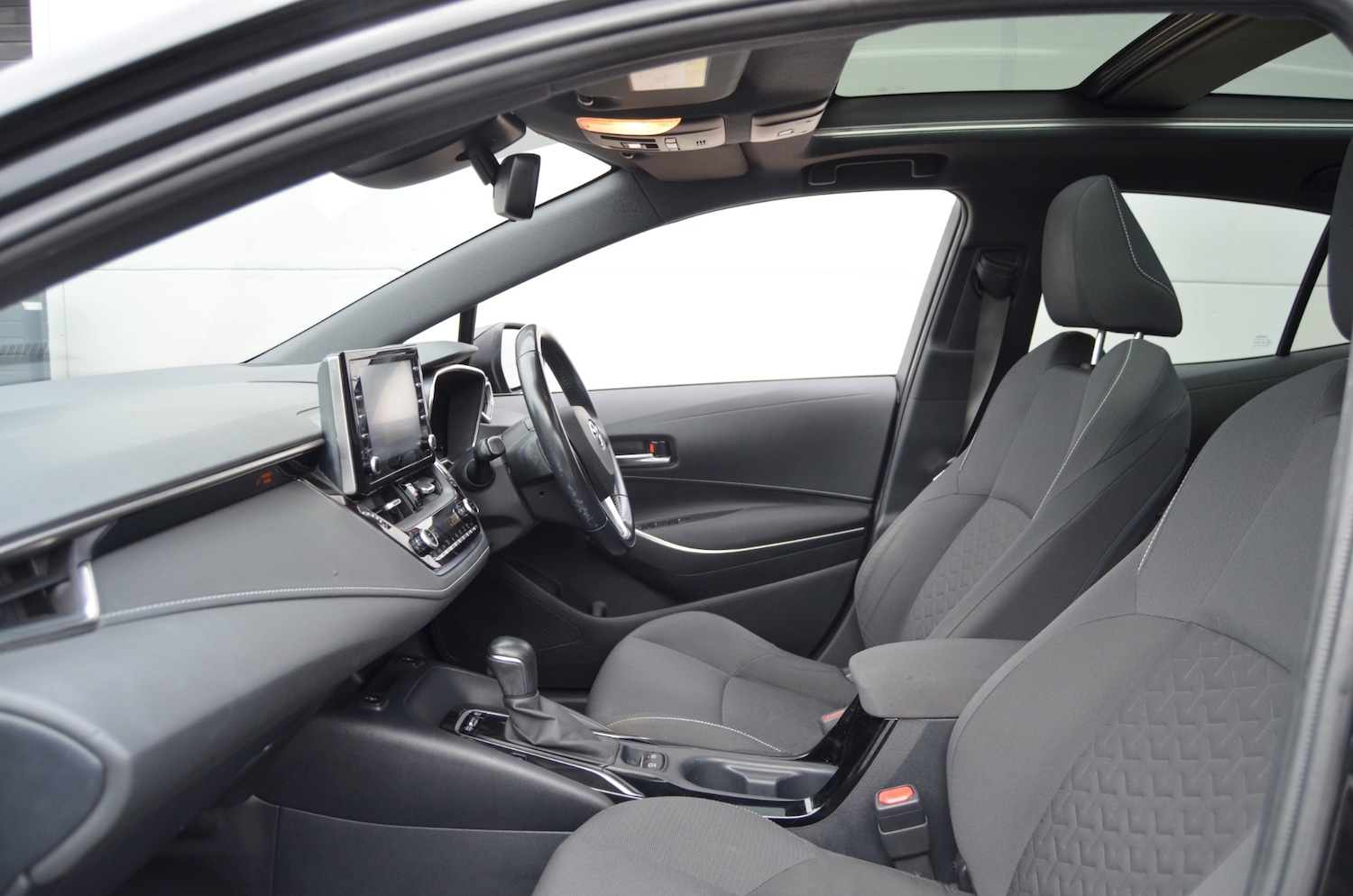 Used Toyota Corolla 2019 for sale - 76599479: Photo 26