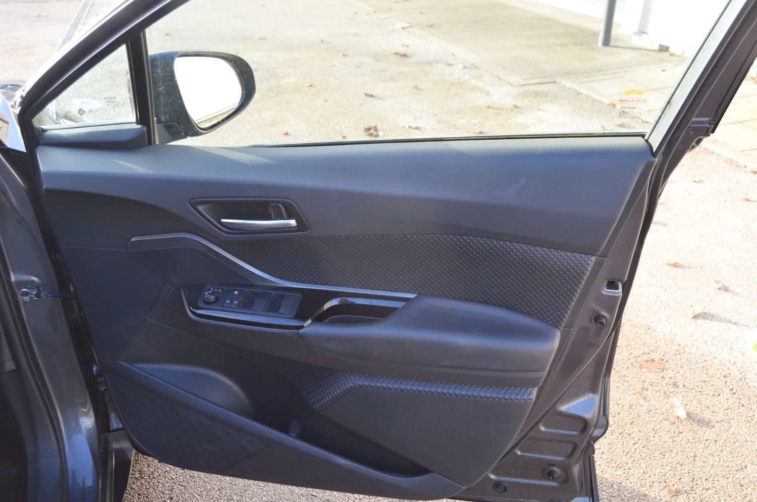 Used Toyota C-HR 2021 for sale - 76343029: Photo 21