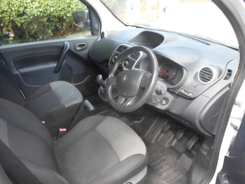Used Renault Kangoo 2017 for sale - 76065351: Photo