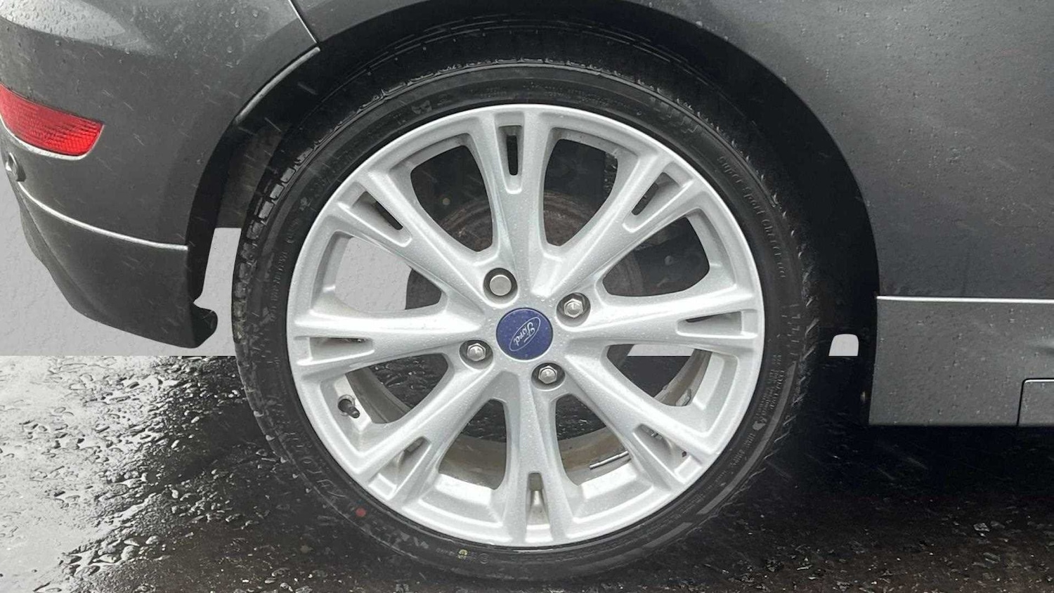 Used Ford Fiesta 2016 for sale - 76113420: Photo 10