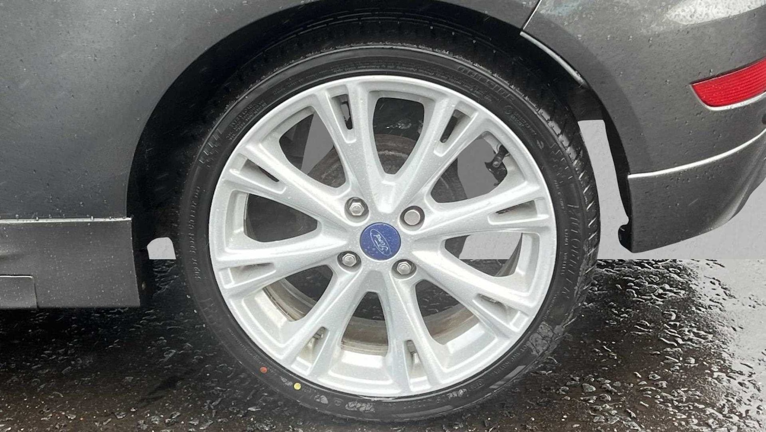 Used Ford Fiesta 2016 for sale - 76113420: Photo 11