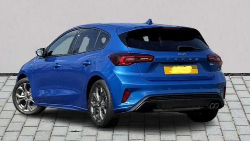 Used Ford Focus 2023 for sale - 77942871: Photo 2