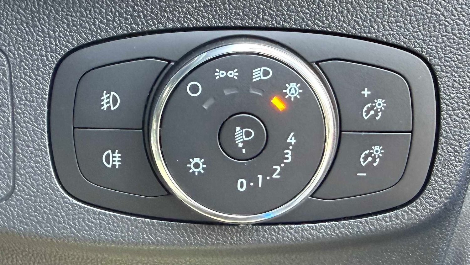 Used Ford Focus 2023 for sale - 77942871: Photo 24