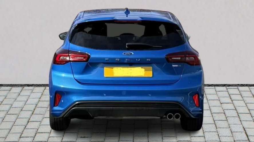 Used Ford Focus 2023 for sale - 77942871: Photo 3