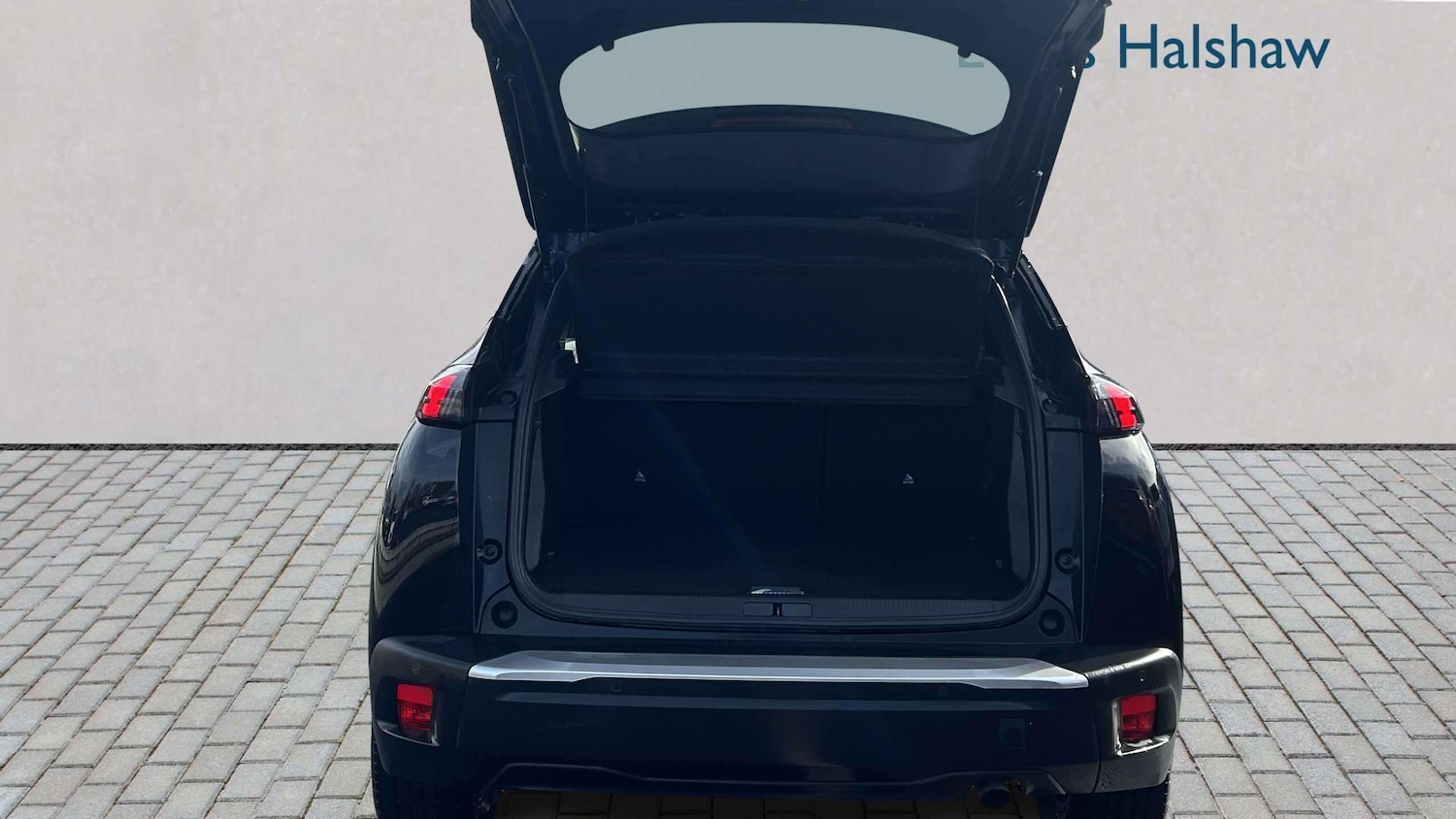 Used Peugeot 2008 for sale - 77894424: Photo 4