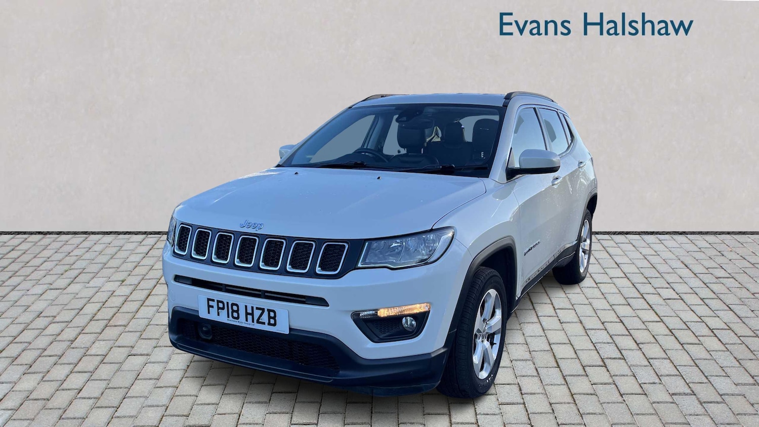 Used Jeep Compass 2018 for sale - 76705224: Photo 3