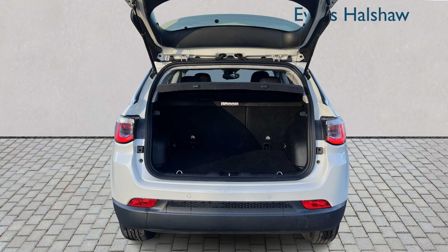 Used Jeep Compass 2018 for sale - 76705224: Photo 6