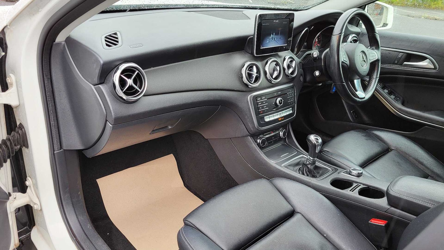 Used Mercedes-Benz GLA 2018 for sale - 76126027: Photo 17