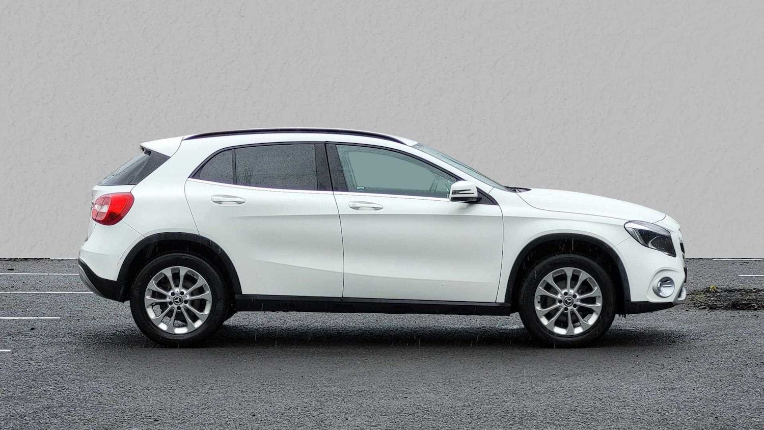 Used Mercedes-Benz GLA 2018 for sale - 76126027: Photo 5