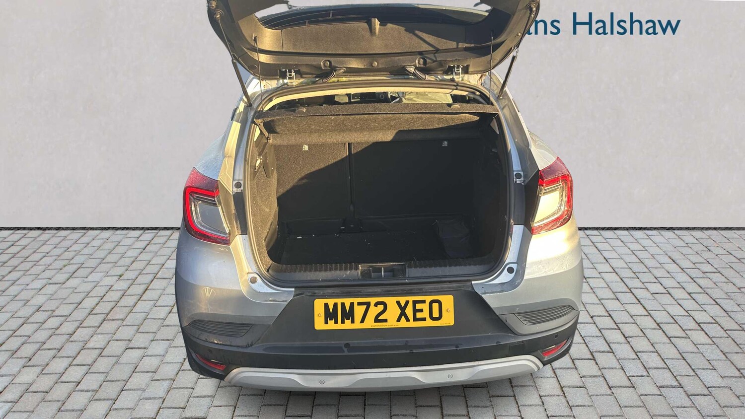 Used Renault Captur for sale - 77257188: Photo 8