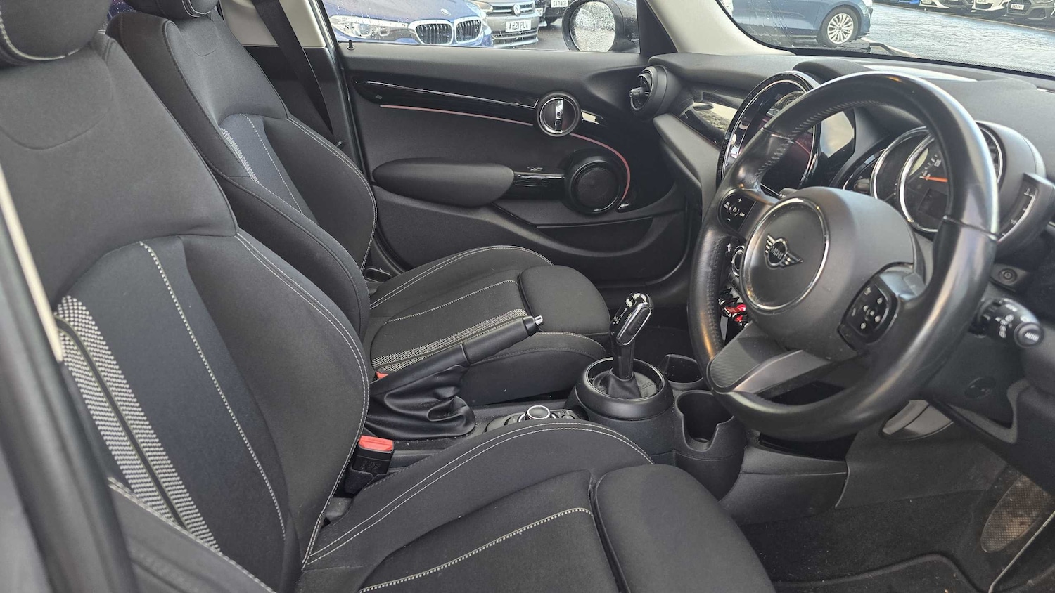 Used MINI Hatch 2022 for sale - 76692116: Photo 12