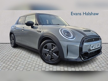 Used MINI Hatch 2022 for sale - 76692116: Photo