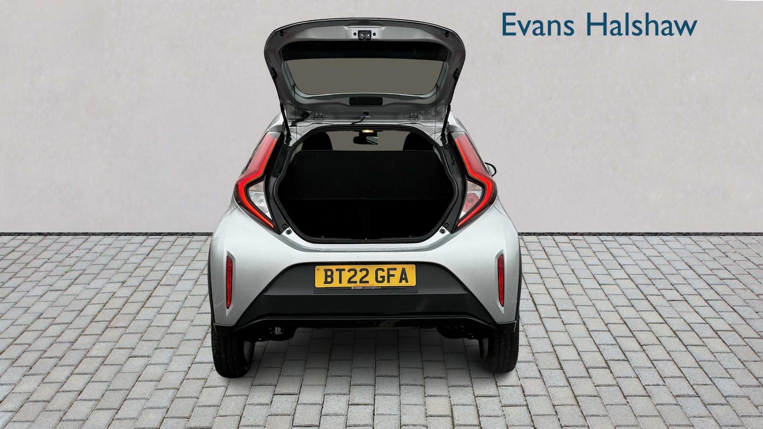 Used Toyota Aygo X 2022 for sale - 76718260: Photo 10