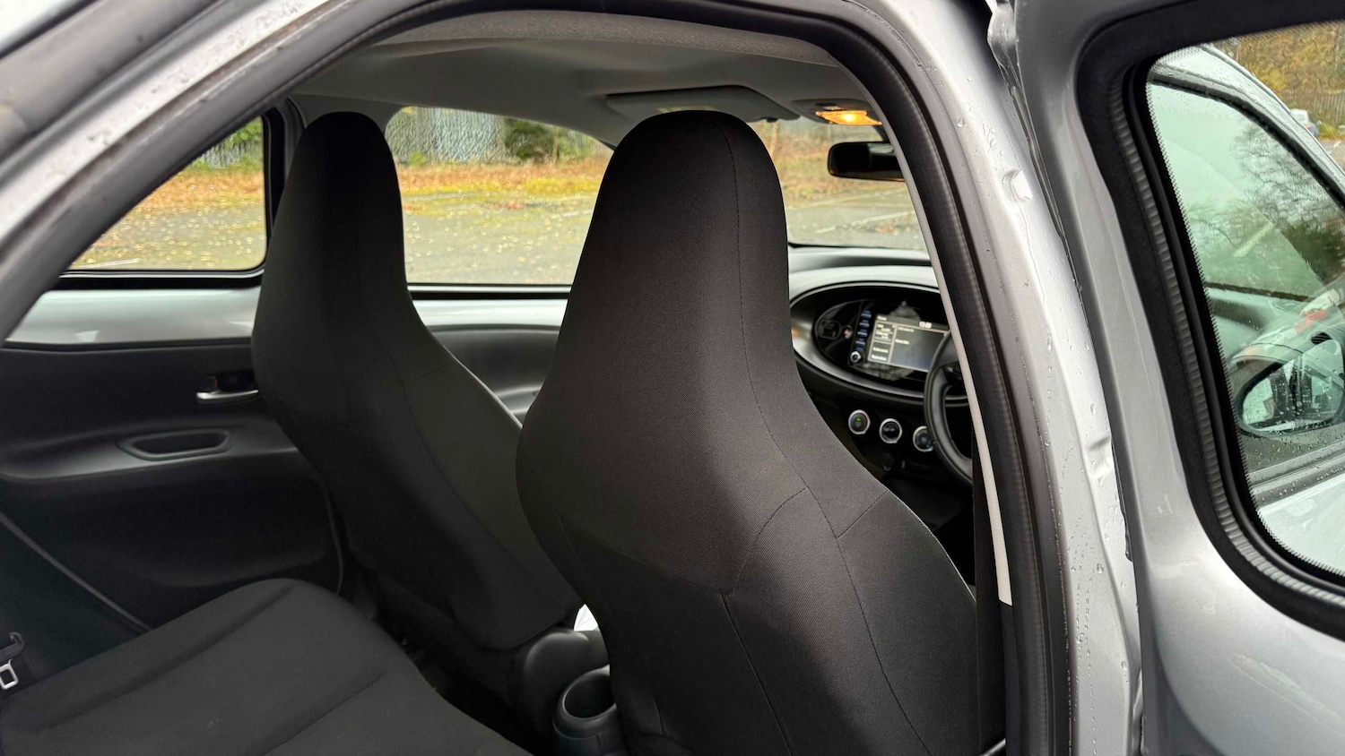 Used Toyota Aygo X 2022 for sale - 76718260: Photo 11