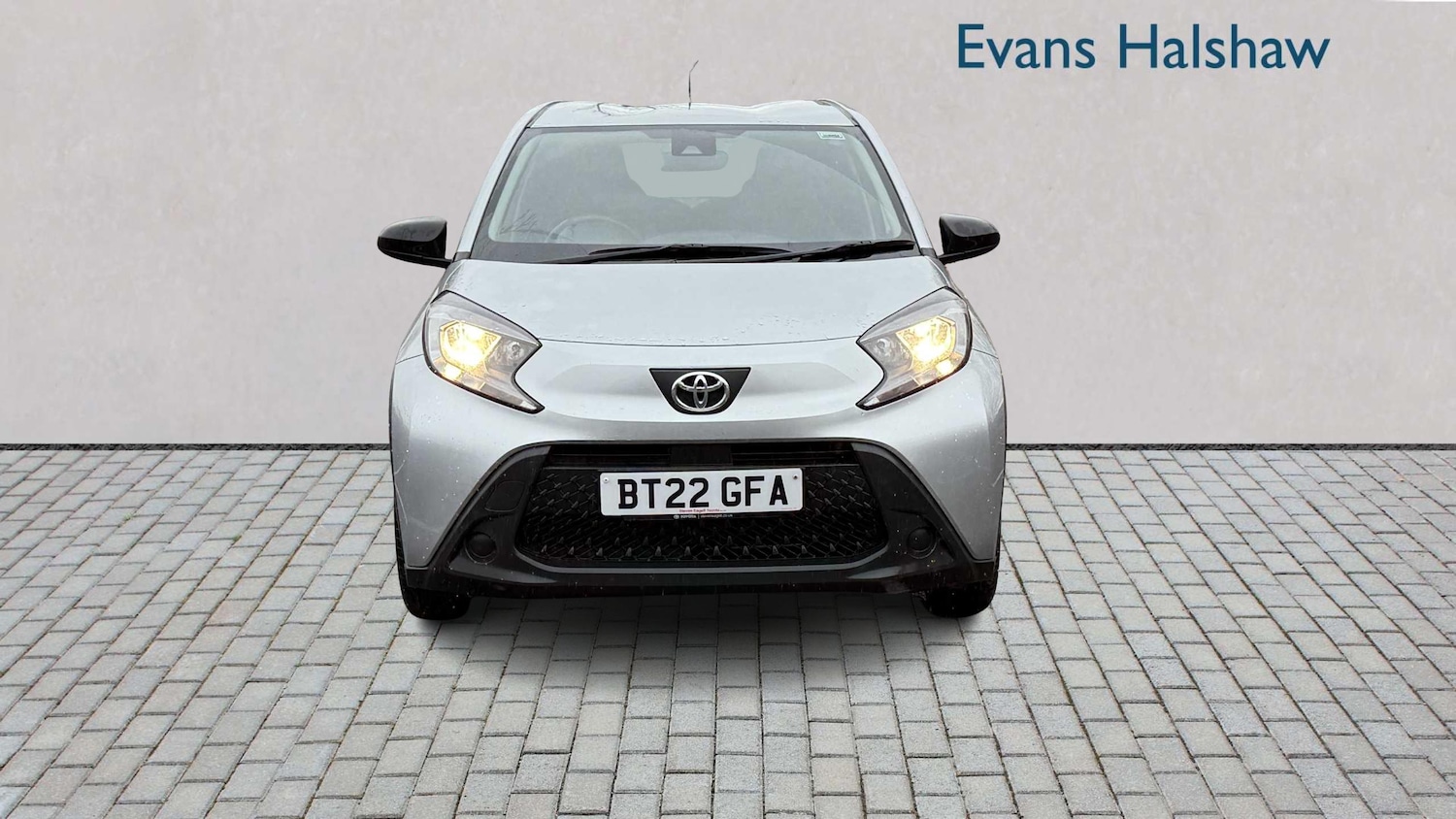 Used Toyota Aygo X 2022 for sale - 76718260: Photo 3
