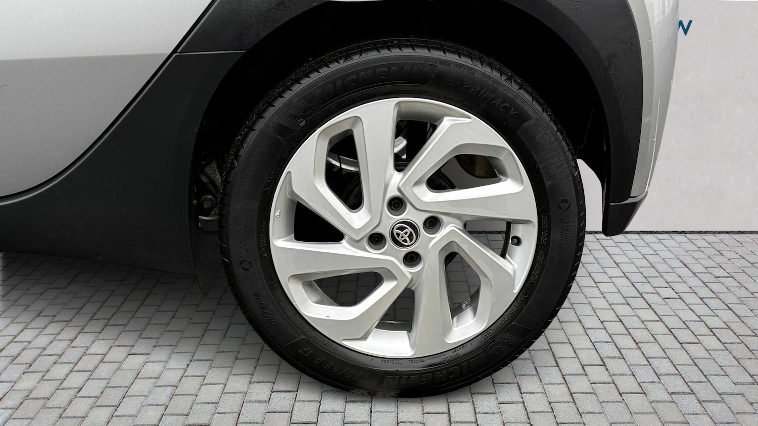 Used Toyota Aygo X 2022 for sale - 76718260: Photo 9