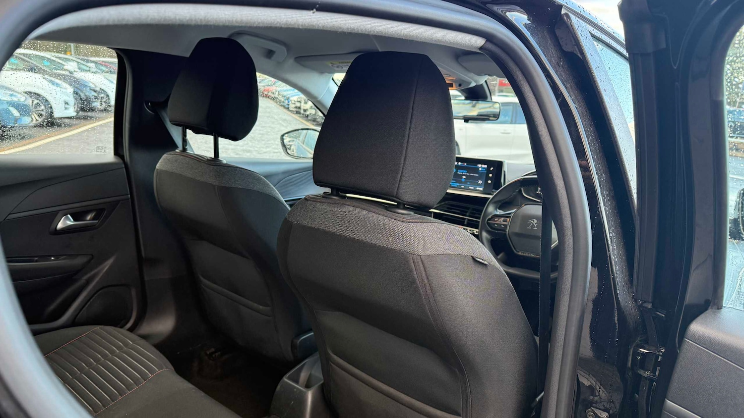 Used Peugeot 208 2021 for sale - 76692082: Photo 12