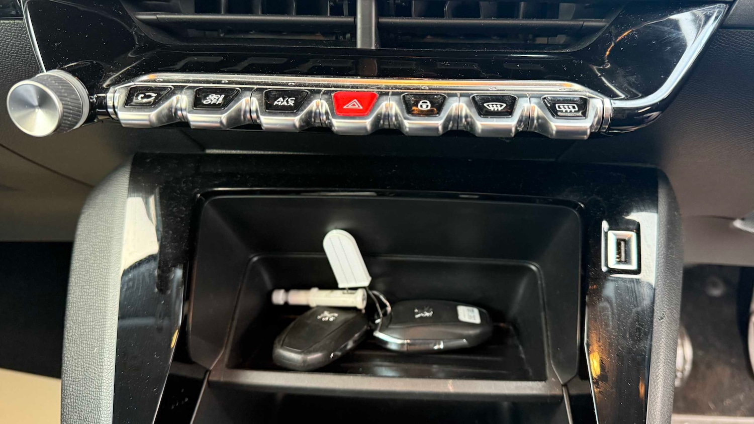 Used Peugeot 208 2021 for sale - 76692082: Photo 18