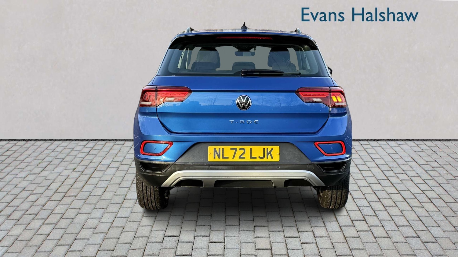 Used Volkswagen T-Roc 2022 for sale - 77361233: Photo 3