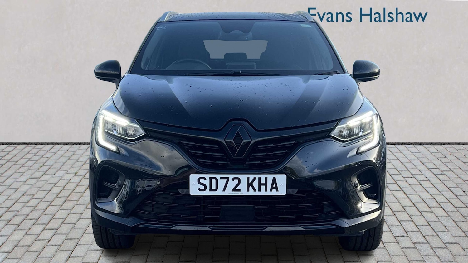 Used Renault Captur 2022 for sale - 76411260: Photo 2