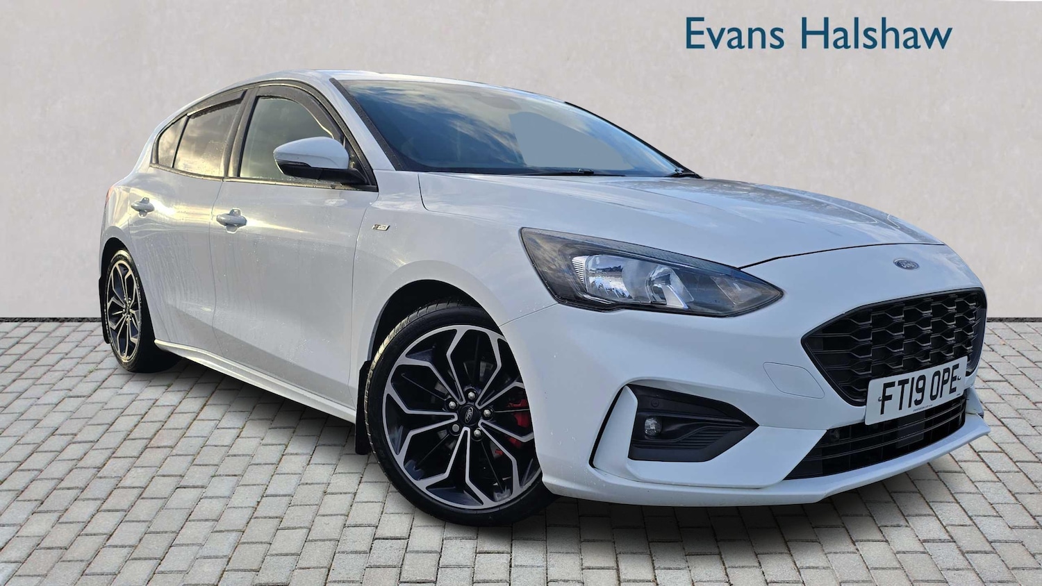 Used Ford Focus 2019 for sale - 76515570: Photo 1